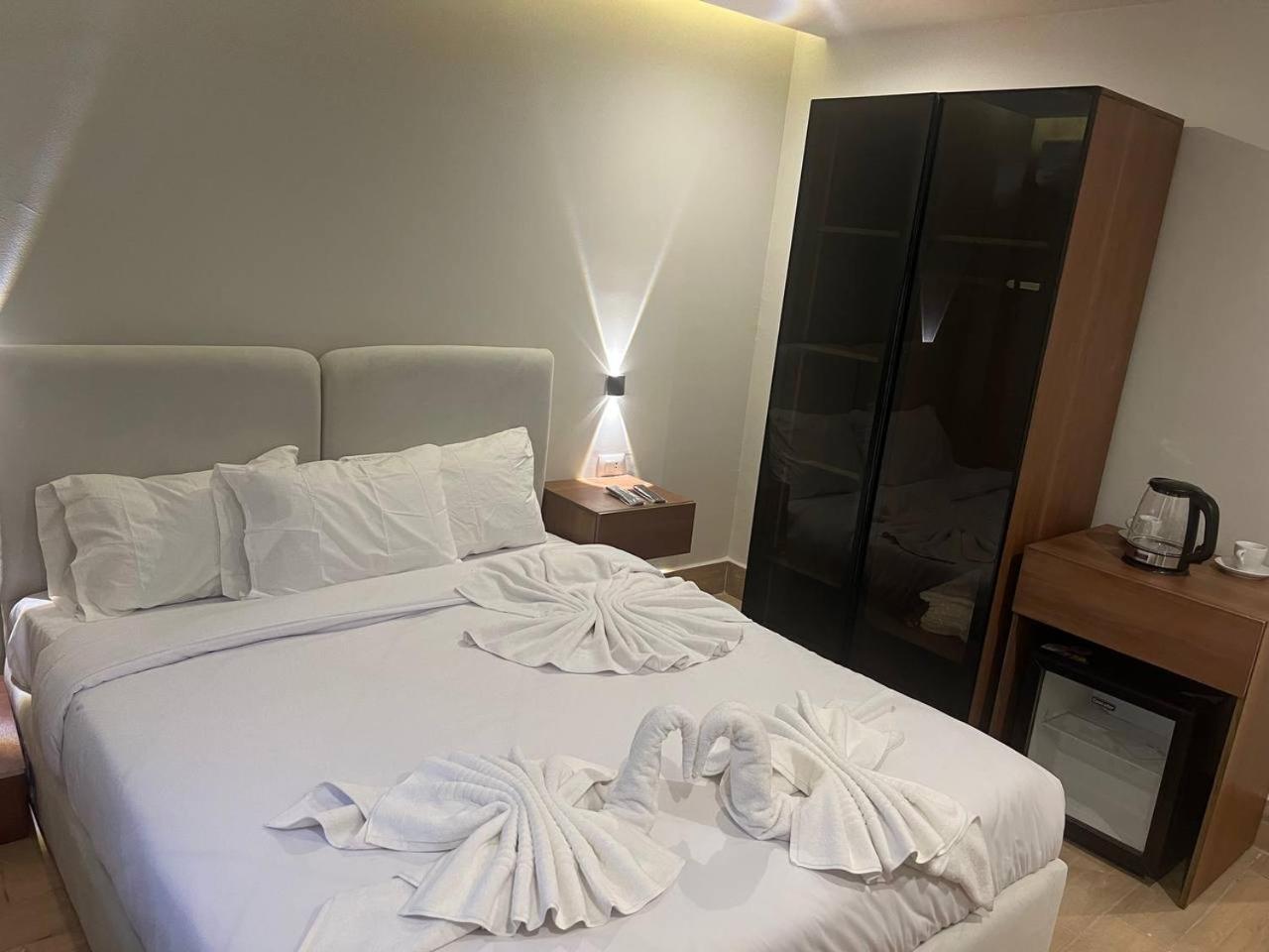 Maro Pyramids Hotel Kafrat al Jabal Luaran gambar