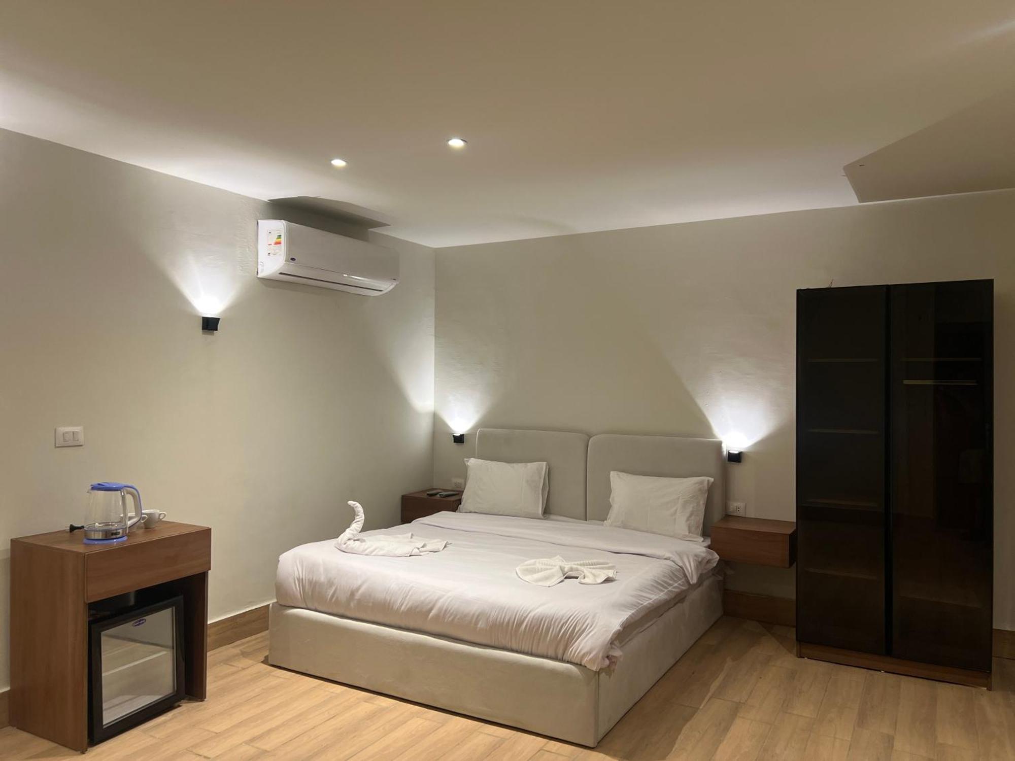 Maro Pyramids Hotel Kafrat al Jabal Luaran gambar